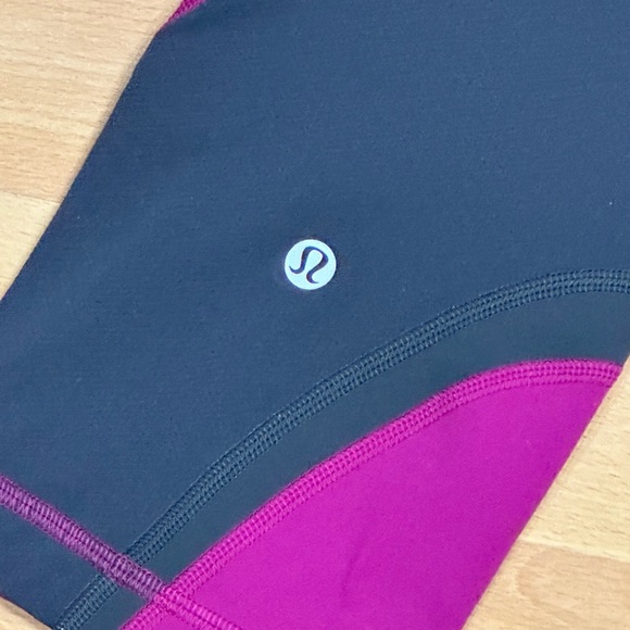 Brand New Lululemon Throwback Inspired HR Crop 21” - Picture 8 of 12